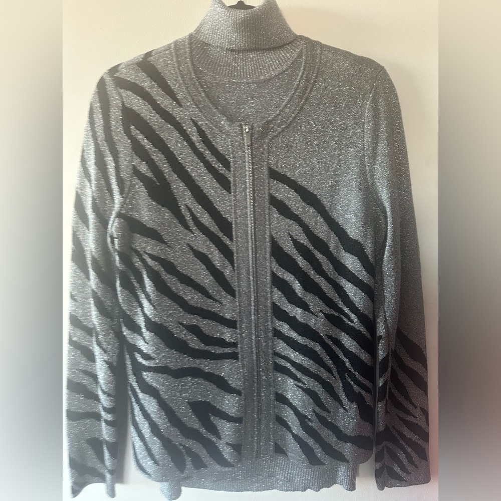 Jones NY Silver Metallic (med) Sweater w/a Joseph A Metallic (L) Turtleneck.